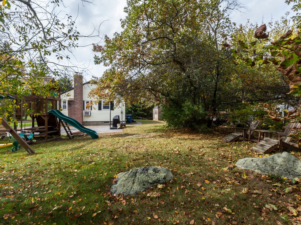 3 Apple Tree Road Tewksbury, MA 01876 - Photo 16 of 19 Gallery Image 16