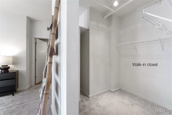 $279,900 | 915 Olive Street, Unit 910, St. Louis, MO 63101