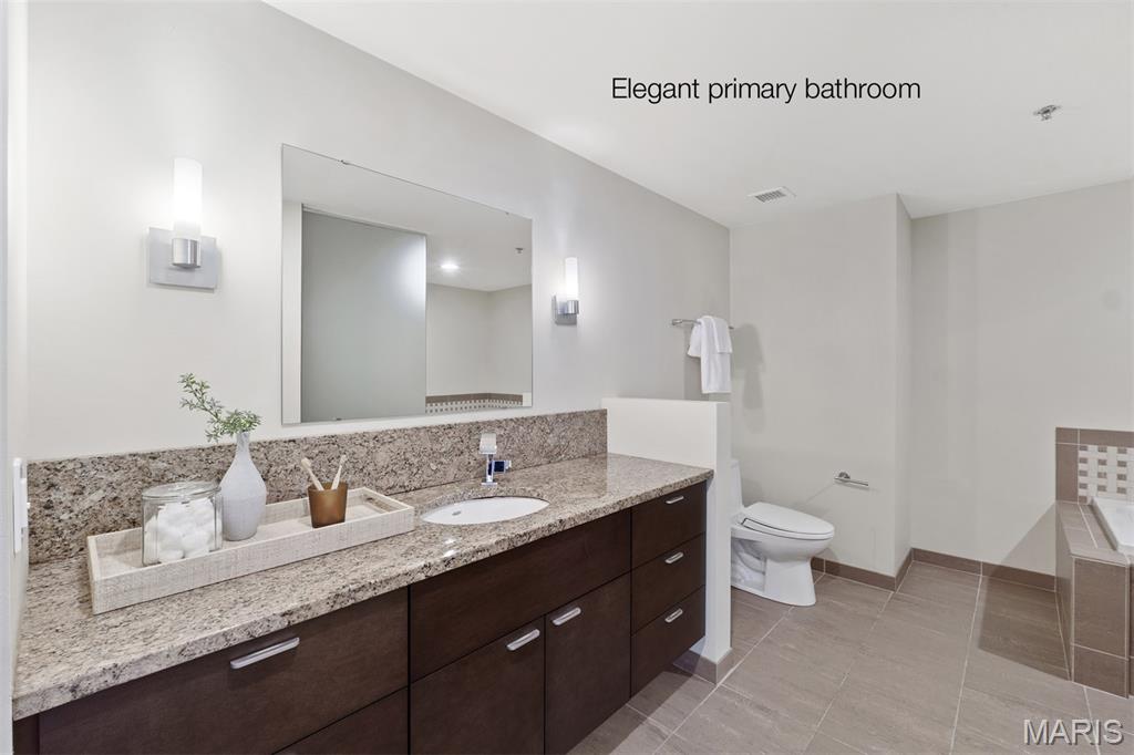 915 Olive Street, Unit 910 St. Louis, MO 63101 - Photo 22 of 61