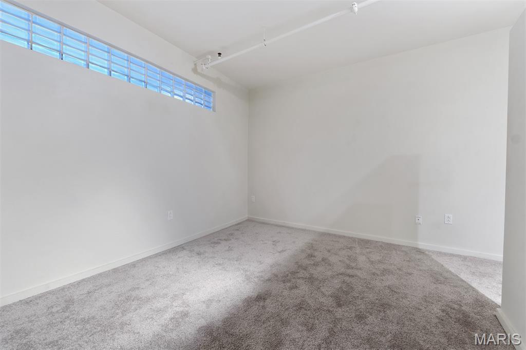 915 Olive Street, Unit 910 St. Louis, MO 63101 - Photo 27 of 61