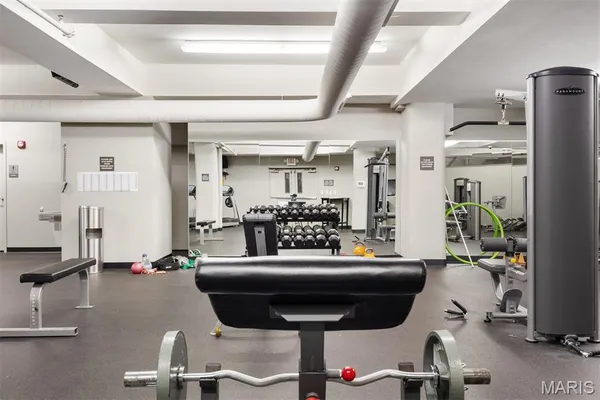 $279,900 | 915 Olive Street, Unit 910, St. Louis, MO 63101