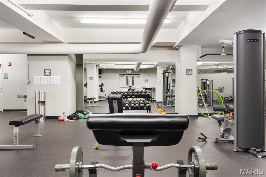 915 Olive Street, Unit 910 St. Louis, MO 63101 - Photo 50 of 61