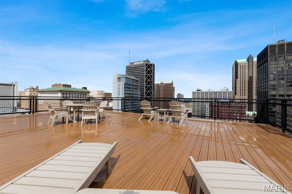 915 Olive Street, Unit 910 St. Louis, MO 63101 - Photo 57 of 61