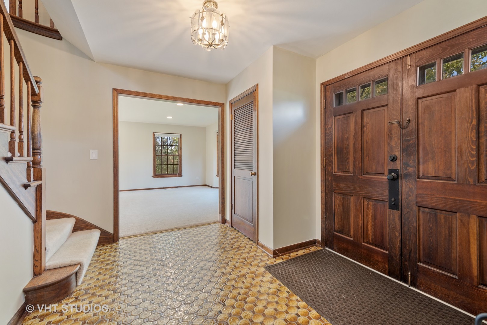 2121 Huntly Palatine, IL 60067 - Photo 4 of 31