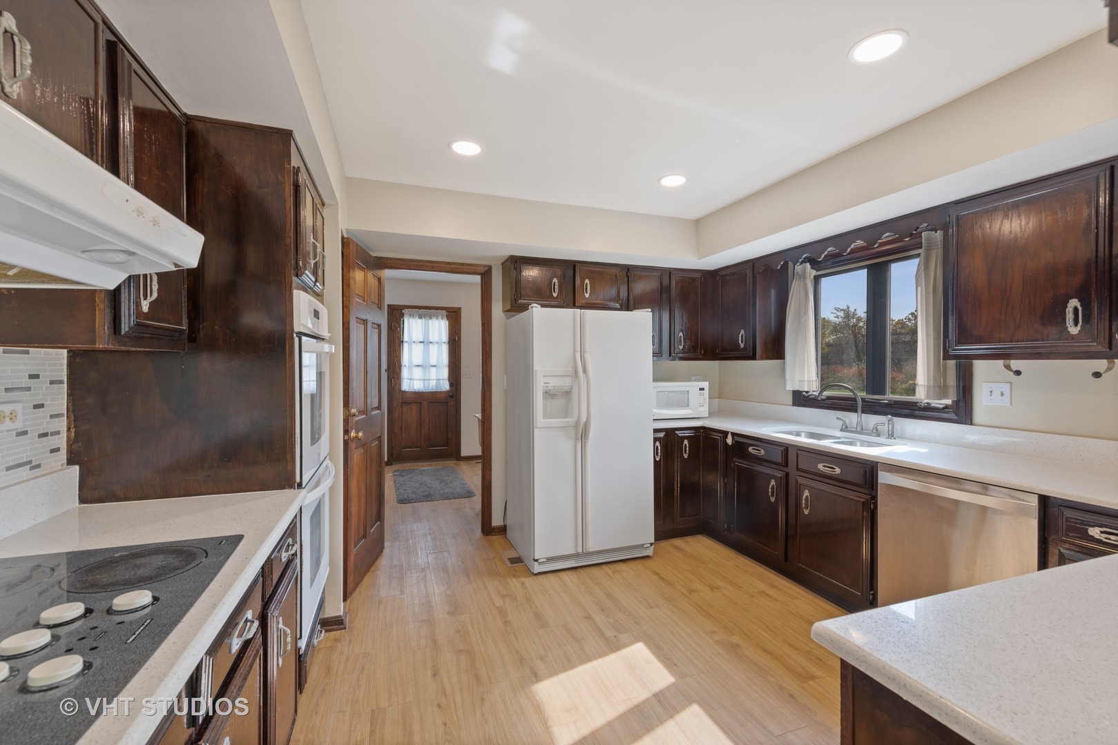 2121 Huntly Palatine, IL 60067 - Photo 8 of 31