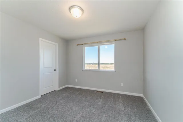 $375,000 | 922 Prestwick Drive, Belle Plaine, MN 56011