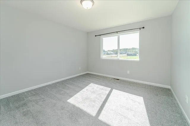 $375,000 | 922 Prestwick Drive, Belle Plaine, MN 56011