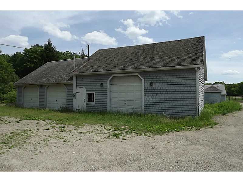 11 Salisbury Road Foster, RI 02825 - Photo 3 of 14 Garage.