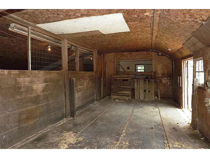 11 Salisbury Road Foster, RI 02825 - Photo 9 of 14 Stable/Barn.