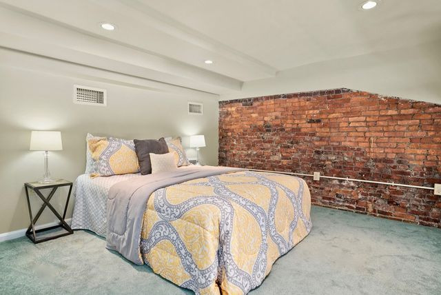 $685,000 | 819 East Broadway, Unit 4, Boston, MA 02127