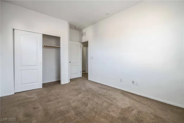 $2,050 | 716 Calamus Palm Place, Henderson, NV 89011