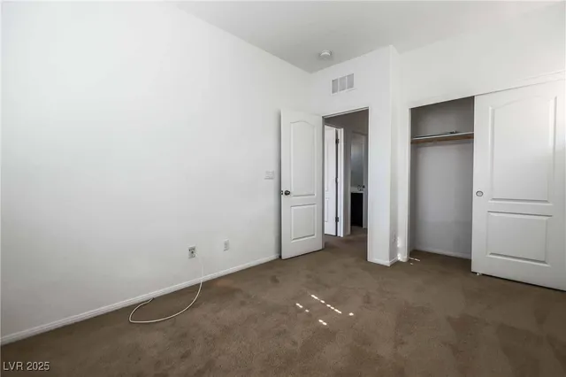 $2,050 | 716 Calamus Palm Place, Henderson, NV 89011