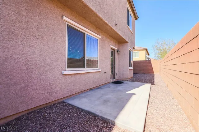$2,050 | 716 Calamus Palm Place, Henderson, NV 89011