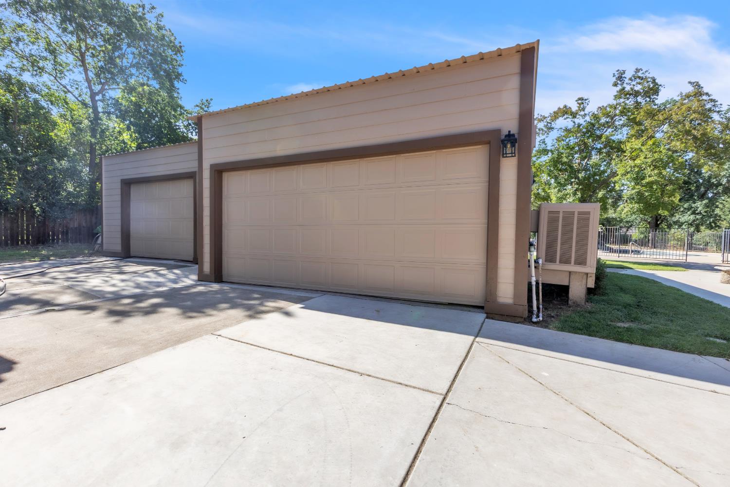 7568 Cripple Creek Road Citrus Heights, CA 95610 - Photo 34 of 46