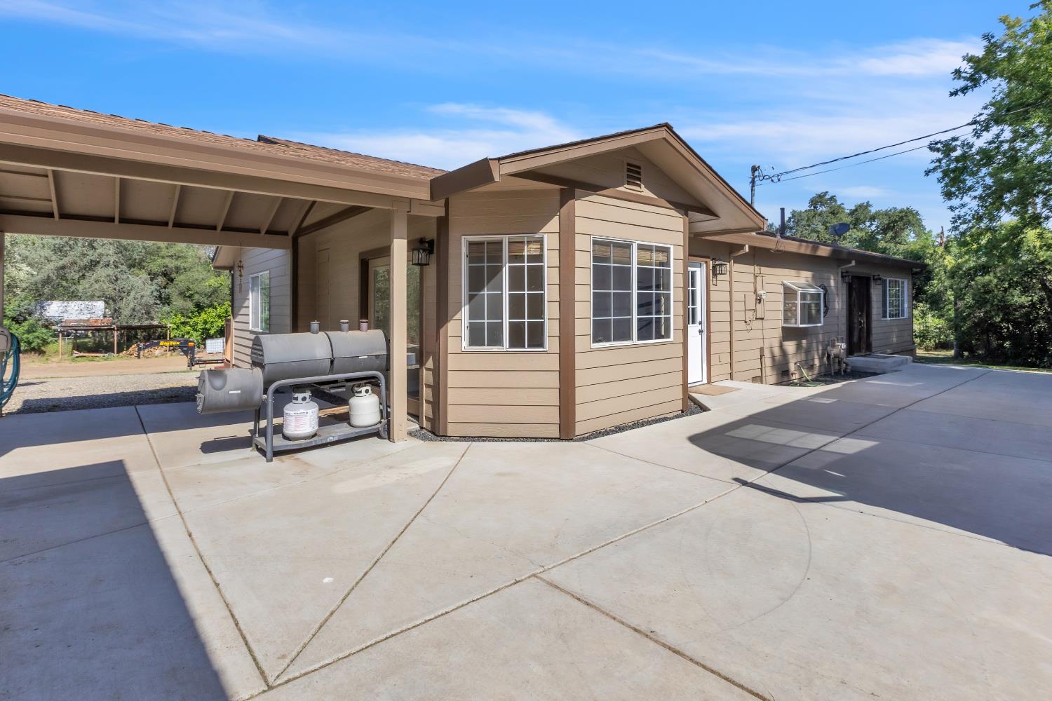 7568 Cripple Creek Road Citrus Heights, CA 95610 - Photo 35 of 46