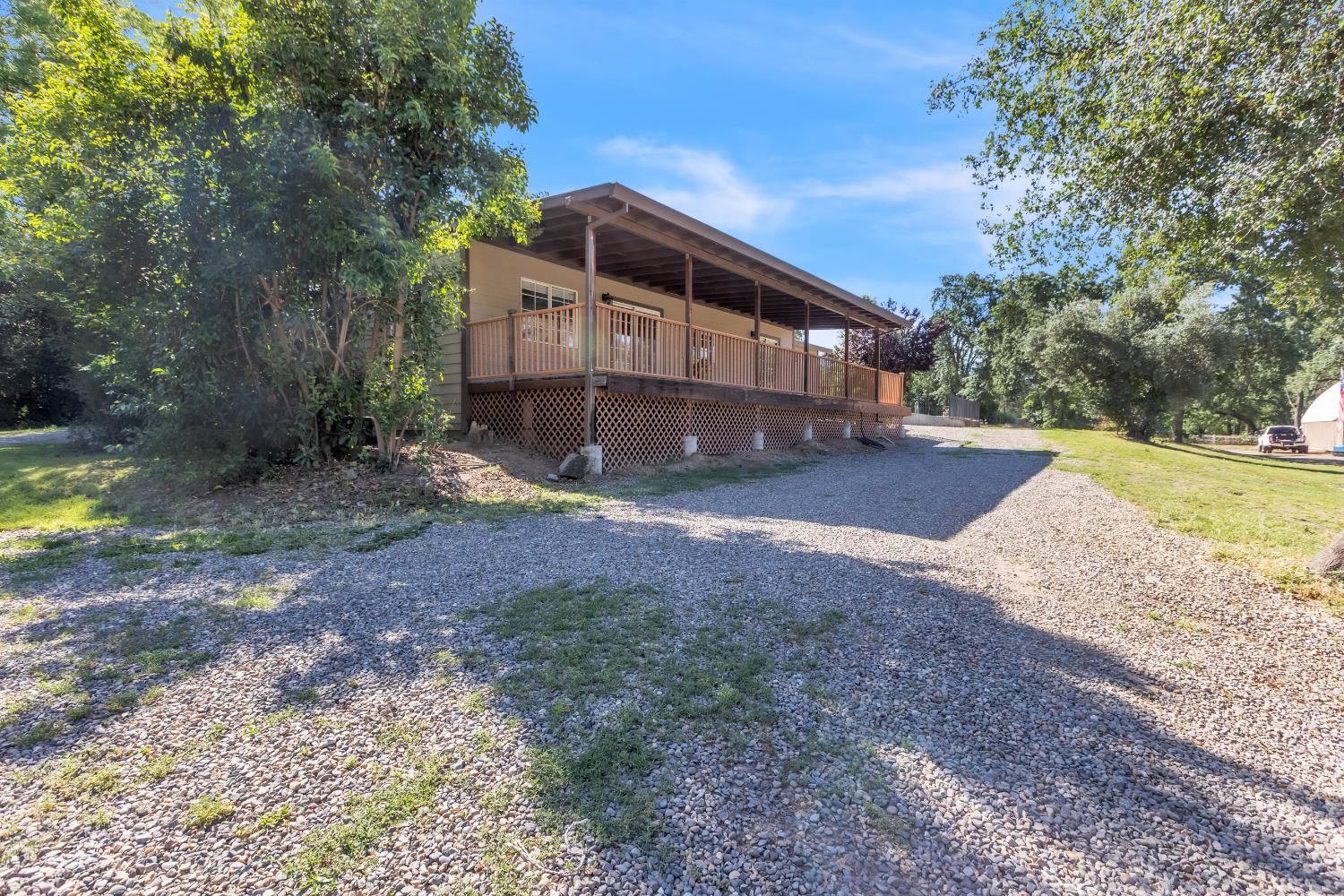 7568 Cripple Creek Road Citrus Heights, CA 95610 - Photo 38 of 46
