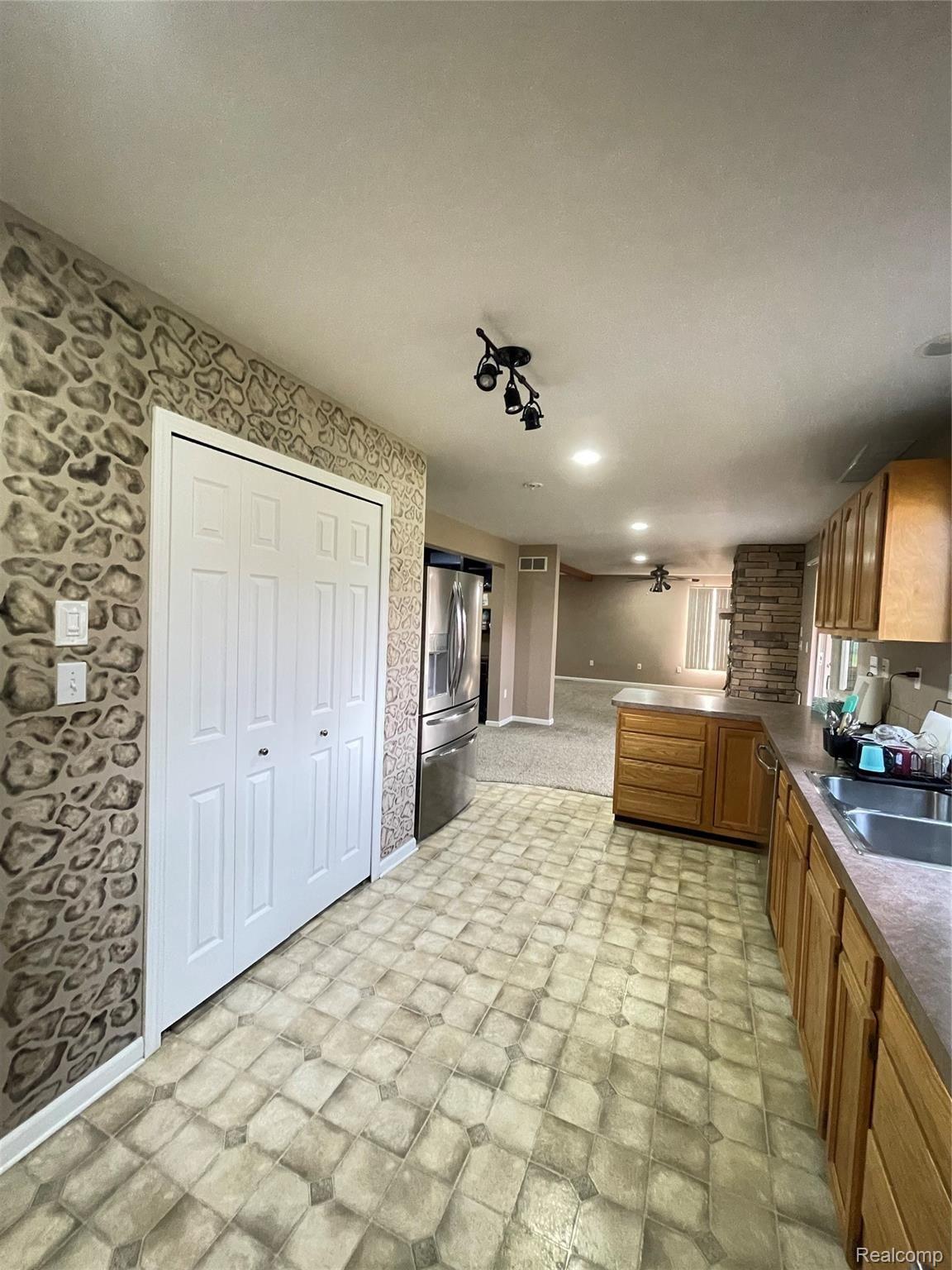 6557 Gleaner Hall Road North Branch, MI 48461 - Photo 21 of 65 IMG_2079.JPG
