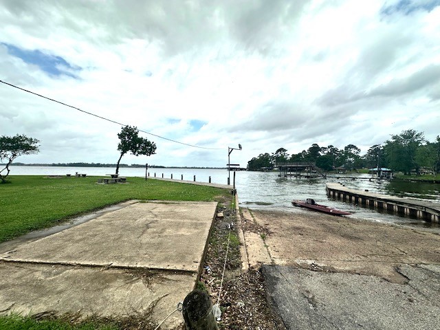 2019 Indian Shores Road Crosby, TX 77532 - Photo 16 of 17