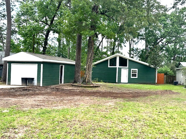 2019 Indian Shores Road Crosby, TX 77532 - Photo 2 of 17