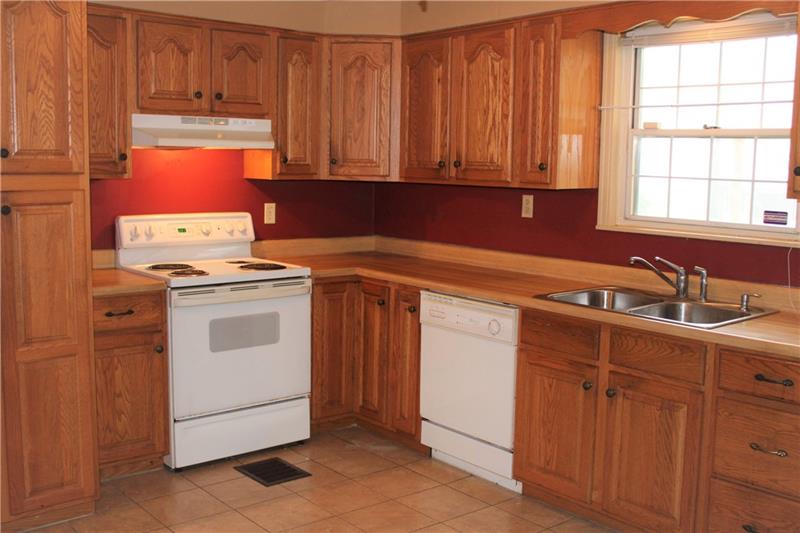 333 Henon Avenue Rochester, PA 15074 - Photo 9 of 19 Gallery Image 9