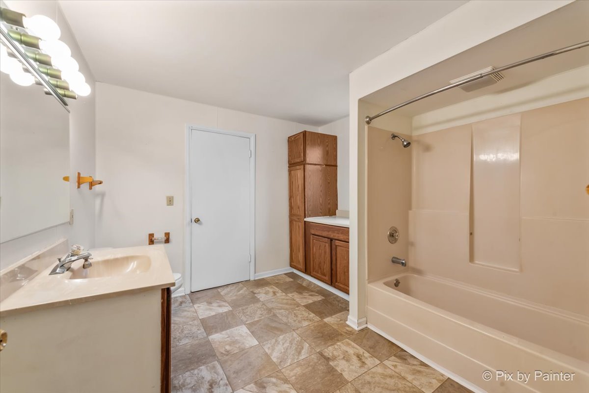 22517 Carmack Road Marengo, IL 60152 - Photo 18 of 50