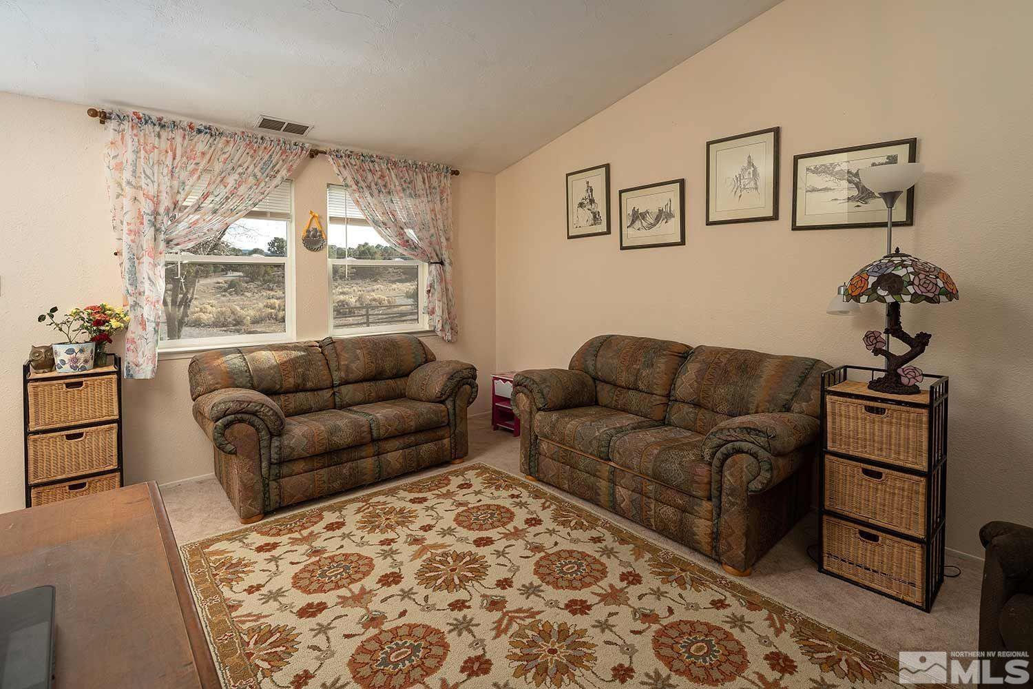 2424 Cartwright Road Reno, NV 89521 - Photo 3 of 17 Photo 3