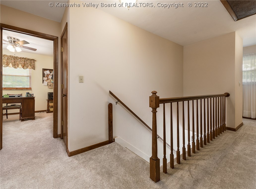 131 Rolling Acres Road Winfield, WV 25213 - Photo 12 of 19 Gallery Image 12