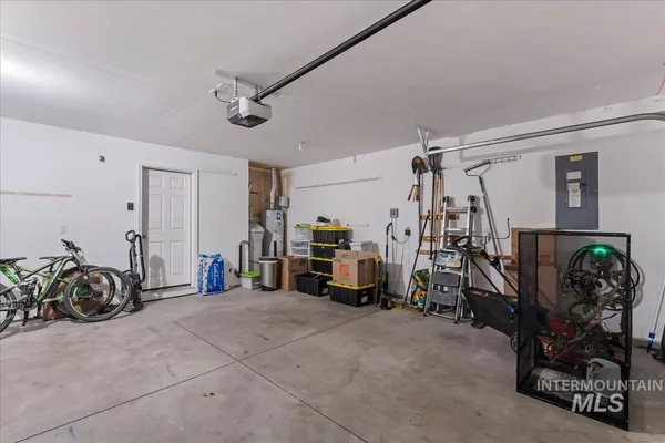 $529,000 | 777 South Flintstone Avenue, Meridian, ID 83642