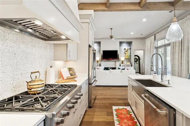 $990,000 | 201 Rue Chantilly, Covington, LA 70433