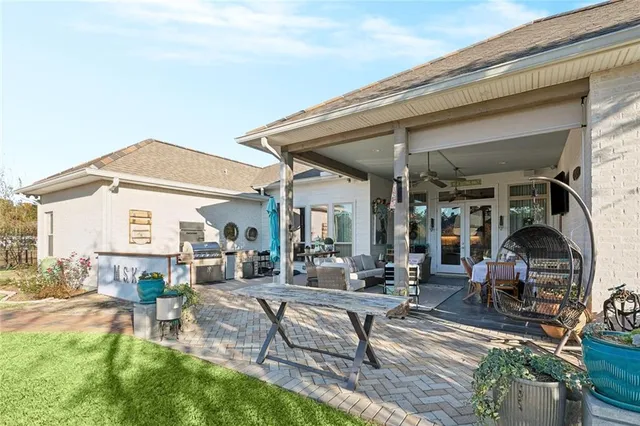 $980,000 | 201 Rue Chantilly, Covington, LA 70433