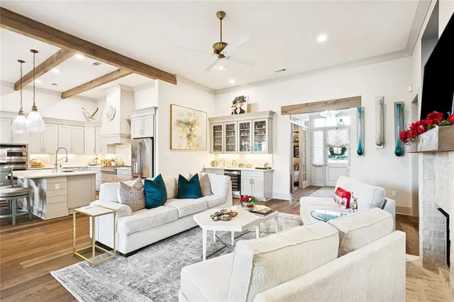 $990,000 | 201 Rue Chantilly, Covington, LA 70433