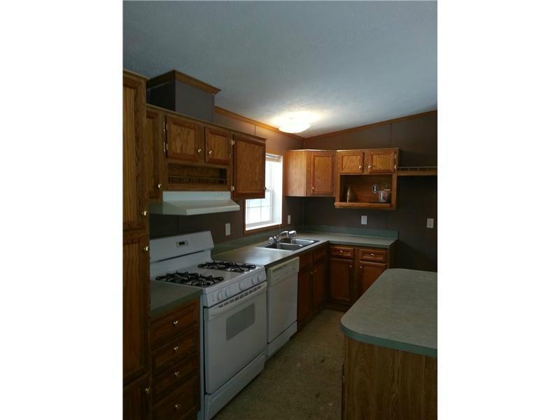 55 Butterfield Ridge Road Lincoln, ME 04457 - Photo 4 of 13 Kitchen.