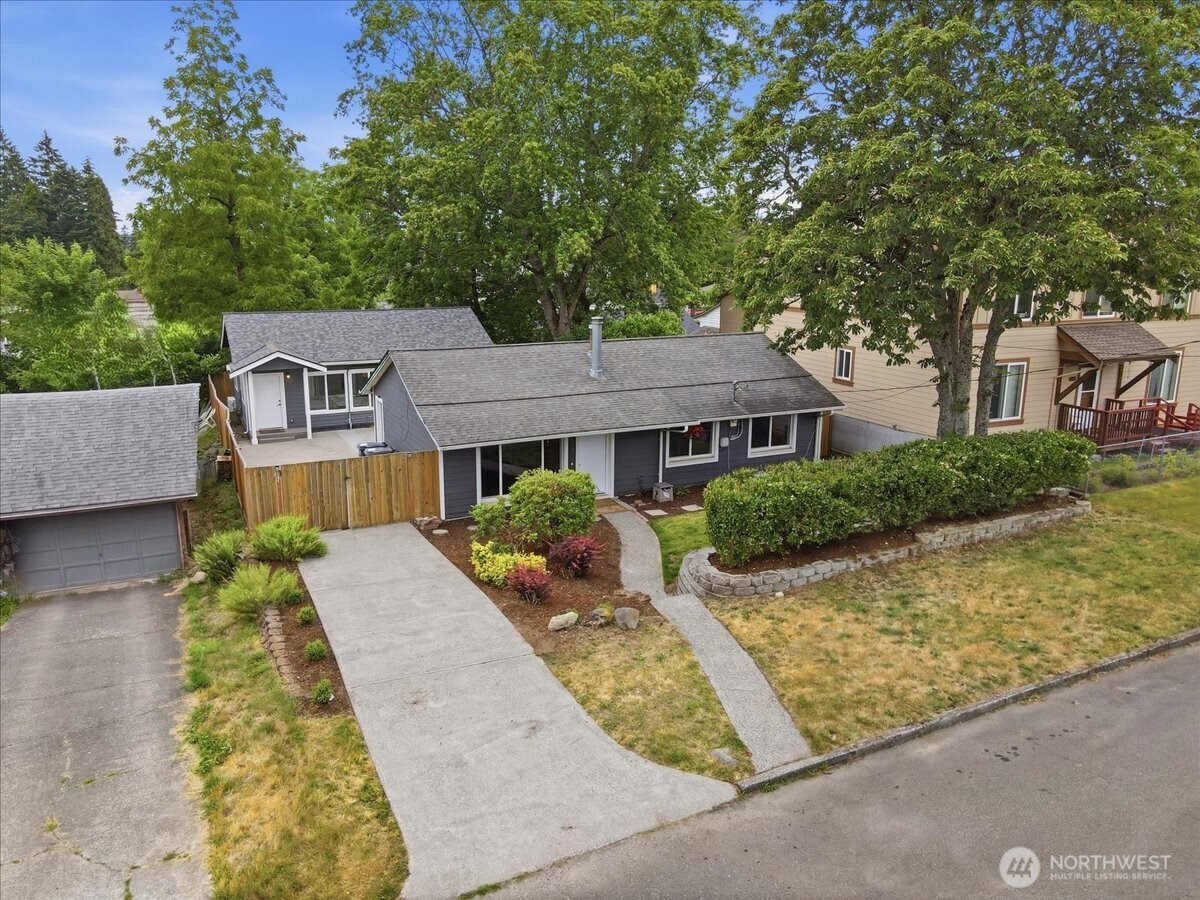 851 Pierce Avenue Northeast Renton, WA 98056 - Photo 34 of 36