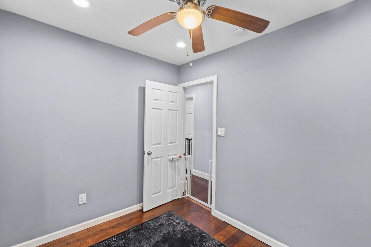 3 Cross Road Pine Hill, NJ 08021 - Photo 16 of 24 a view of room with hardwood floor and ceiling fan