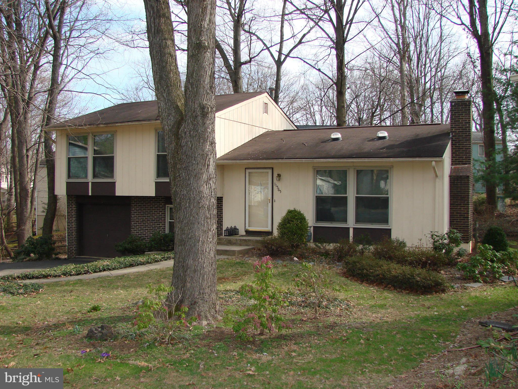 11565 Embers Court Reston, VA 20191 - Photo 1 of 25 Exterior (Front)
