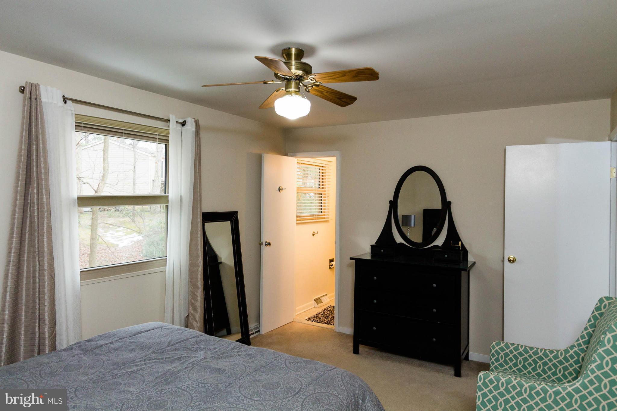 11565 Embers Court Reston, VA 20191 - Photo 6 of 25 Bedroom (Master)