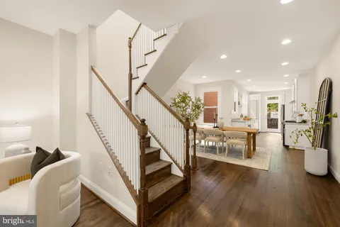 $1,500,000 | 647 A Street Southeast, Washington, DC 20003