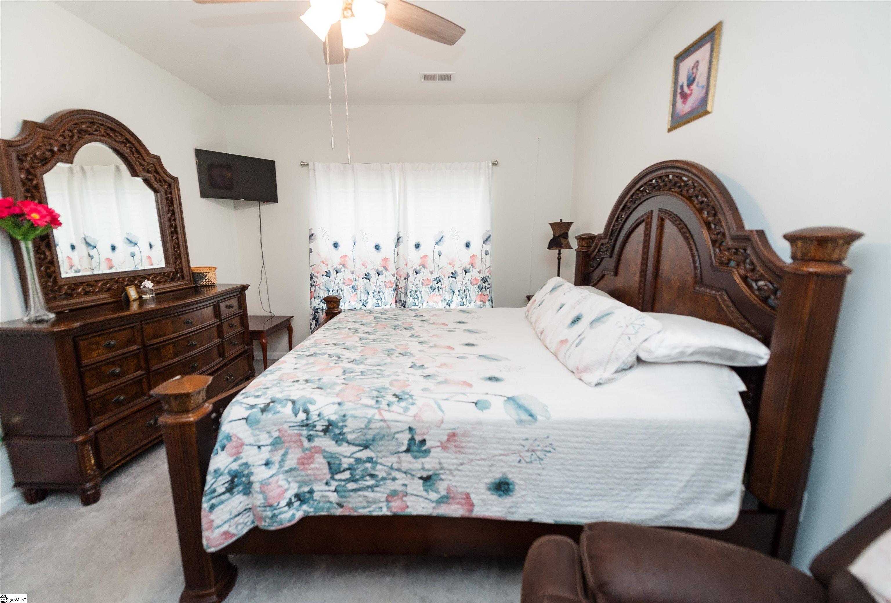 182 Eventine Way Boiling Springs, SC 29316 - Photo 14 of 33 Gallery Image 14