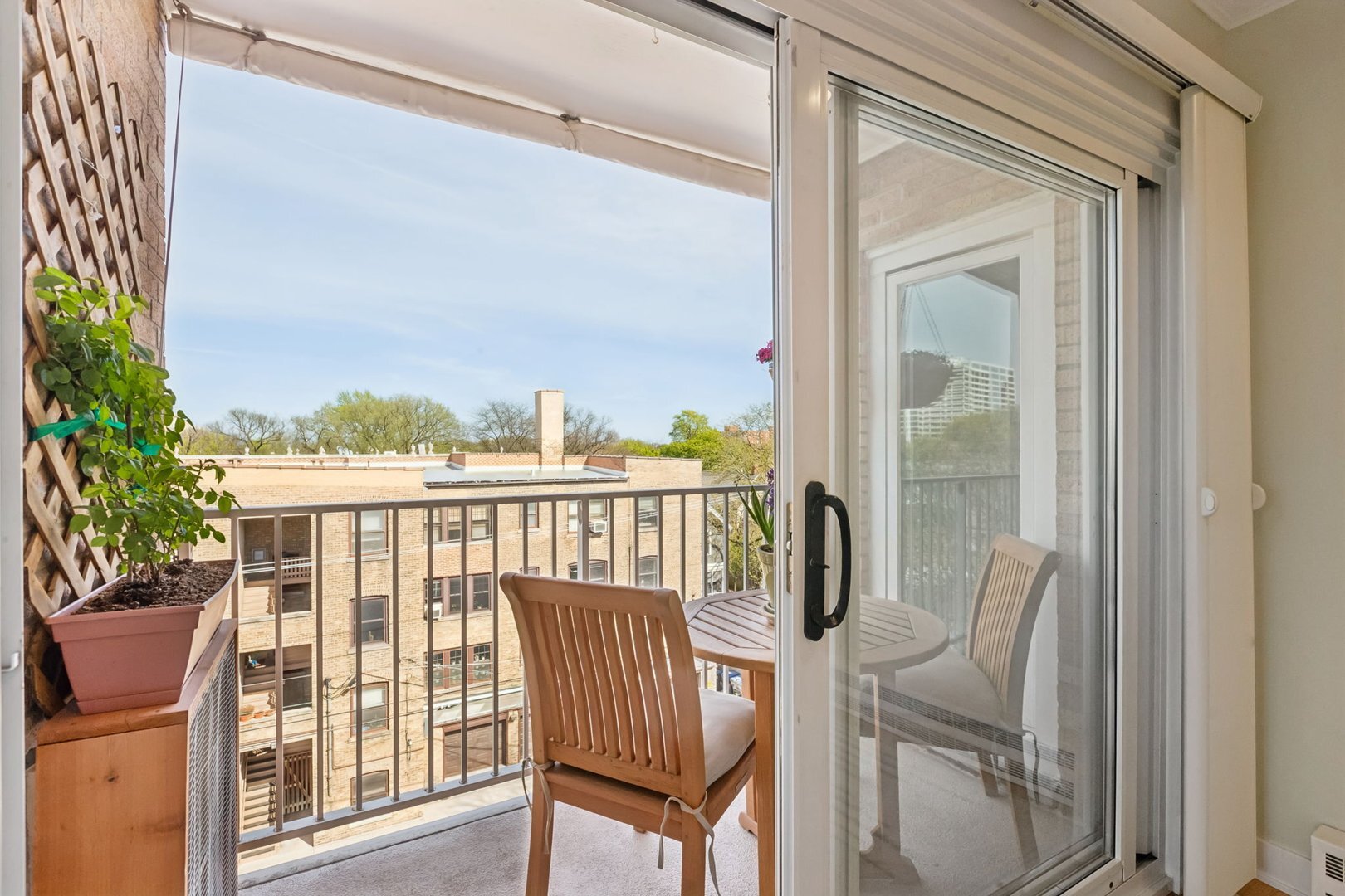 1333 Maple Avenue, Unit 5D Evanston, IL 60201 - Photo 7 of 31