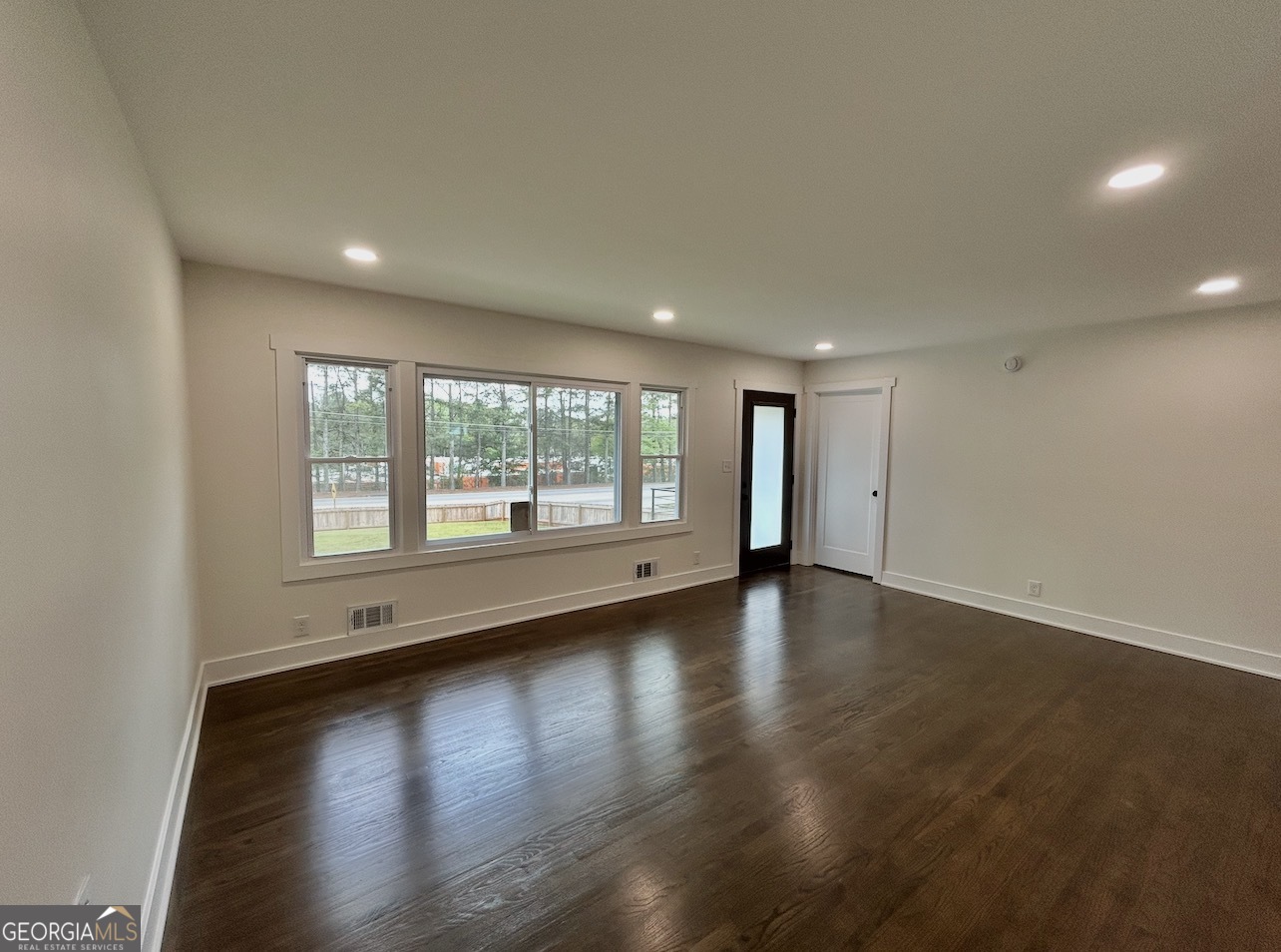 1742 Constitution Road Southeast Atlanta, GA 30316 - Photo 6 of 32