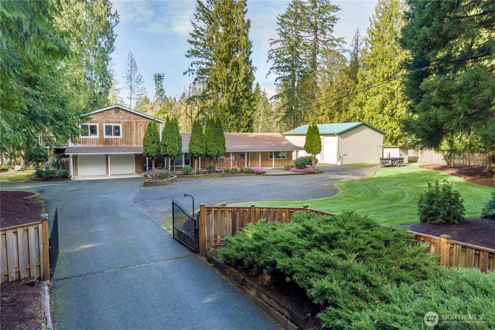 4545 Steamboat Island Road Northwest Olympia, WA 98502 - Photo 3 of 37