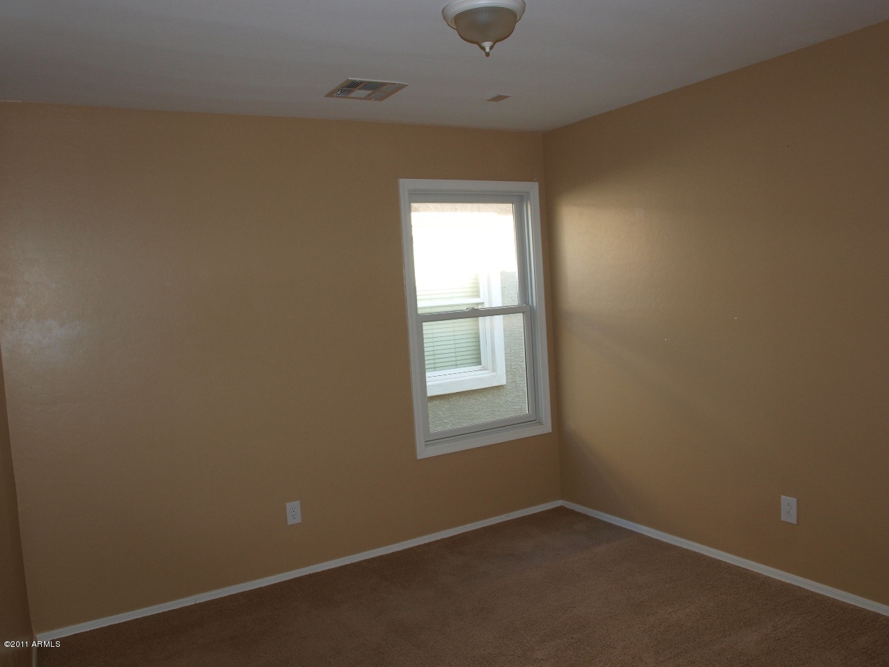 2349 East Fraktur Road Phoenix, AZ 85040 - Photo 10 of 12 Bedroom 3