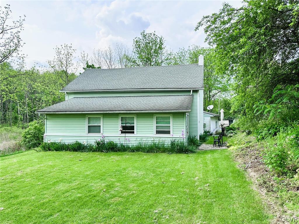 225 South Penn Dixie Road Nazareth, PA 18064 - Photo 3 of 33
