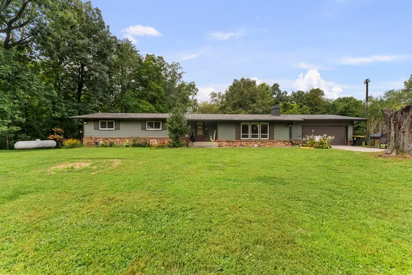 $379,000 | 9910 207th Street West, Illinois City, IL 61259