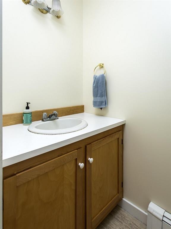 5 Willow Ridge Lane Boothbay, ME 04537 - Photo 16 of 31 Half bath with sink vanity and...