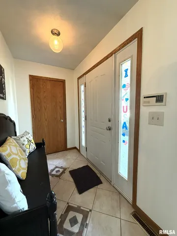 $300,000 | 3175 Buckingham Road, Galesburg, IL 61401