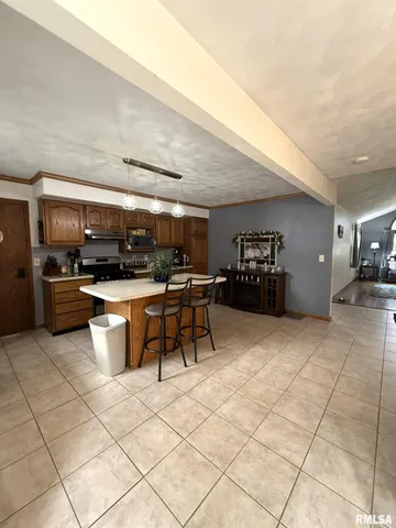 $300,000 | 3175 Buckingham Road, Galesburg, IL 61401