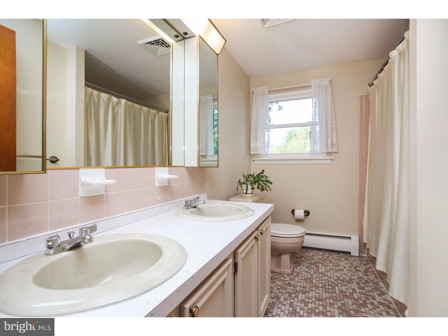155 Ruth Road Harleysville, PA 19438 - Photo 19 of 25 Bathroom