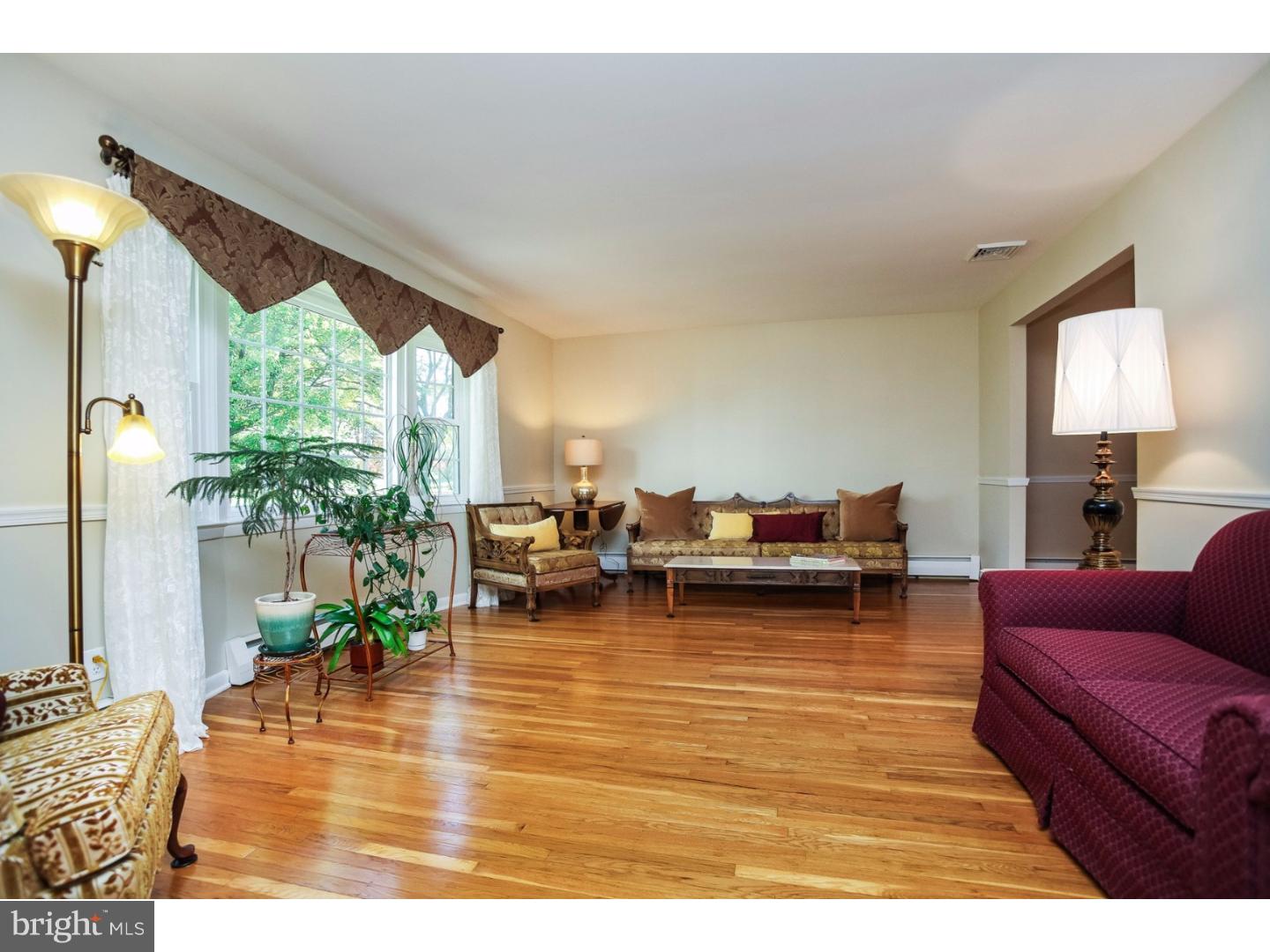 155 Ruth Road Harleysville, PA 19438 - Photo 6 of 25 Living Room