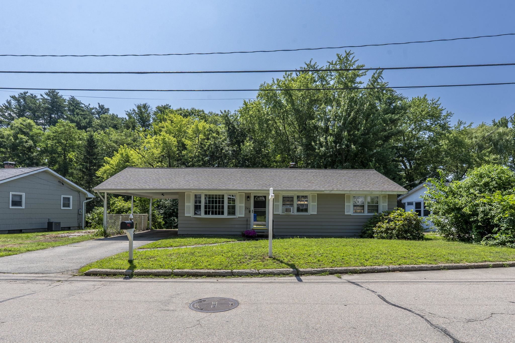 243 Gabrielle Street Manchester, NH 03103 - Photo 2 of 38